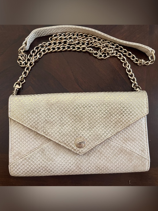 Rebecca Minkoff Handbags - Rebecca Minkoff Metallic Gold Beige Envelope Crossbody